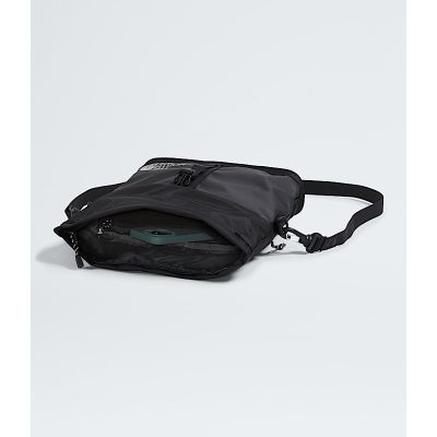 3. The North Face Base Camp Nylon, Poliester Czarny Unisex Torba na ramię