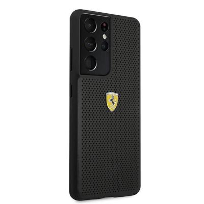 4. Etui Ferrari On Track Perforated na Samsung Galaxy S21 Ultra - czarne