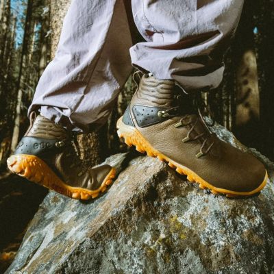 6. Buty turystyczne Vivobarefoot Tracker Forest Esc - bracken r.45