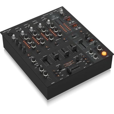 3. Behringer DJX900 USB - Mikser DJ