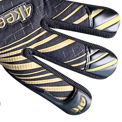 4. Rękawice bramkarskie 4Keepers Soft Onyx Jr NC S929245