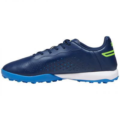 9. Buty piłkarskie Puma King Match TT M 107260 02