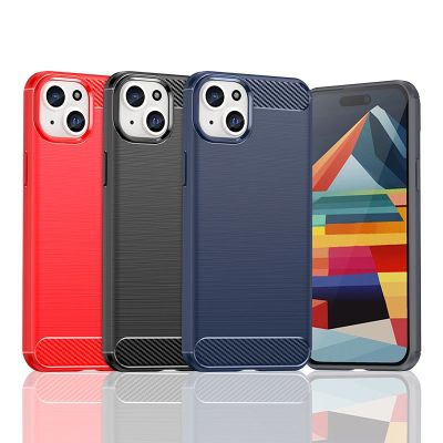 6. Elastyczne etui wzór karbon do iPhone 15 Plus Carbon Case - czarne