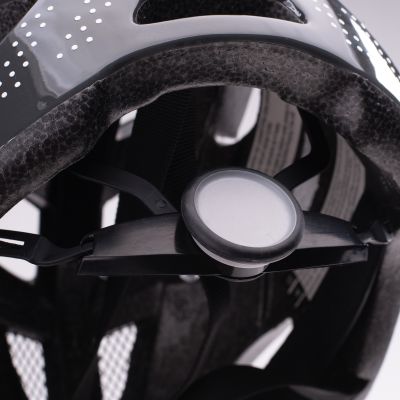 11. Kask rowerowy Radvik Stoot 92800354315