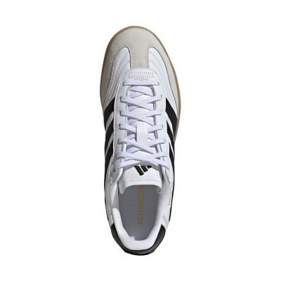 4. Buty piłkarskie adidas Predator Freestyle IN ID3832