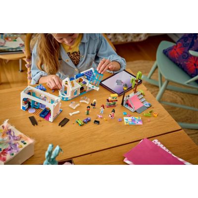 21. LEGO Friends 42687 - Dom rodziny Liann