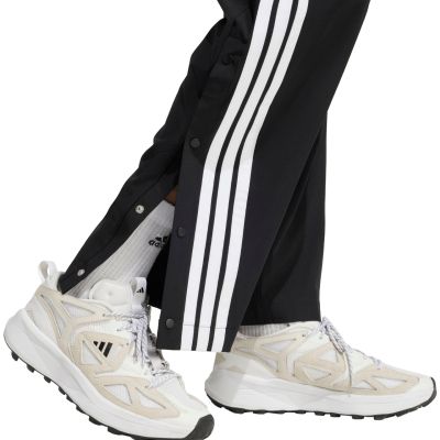 5. Spodnie męskie adidas 3-Stripes Woven czarne JY7718