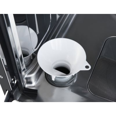 8. Zmywarka AMICA DFM66C8EOiBH