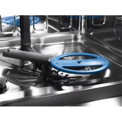 7. Zmywarka do zabudowy ELECTROLUX EEG88520W