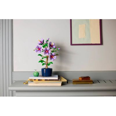 6. LEGO 10372 Botanical Collection - Hibiskus