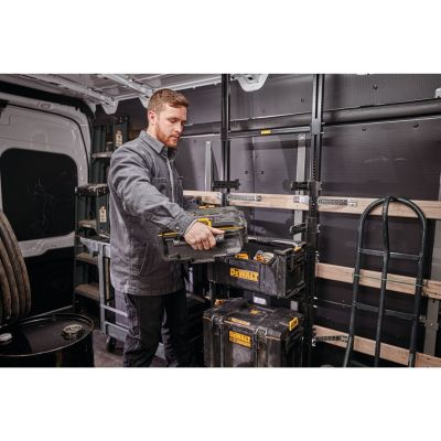 4. DeWALT DWST83293-1 walizka na narzędzia