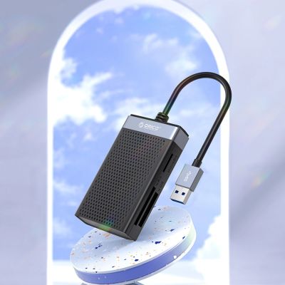 5. Czytnik kart pamięci Orico CL4D-A3 USB-A 3.0 SD microSD CF MS 5 Gb/s - czarno-srebrny