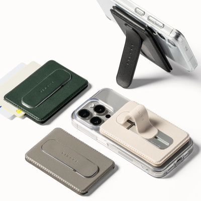 6. Etui Ringke Wallet Slide Grip MagSafe - czarne
