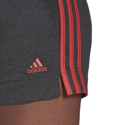 8. Spodenki adidas Essentials Slim 3 Stripes Shorts W HD1810