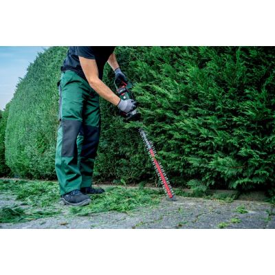 11. Metabo HS 18 LTX BL 75 Pojedyncze ostrze 4,4 kg