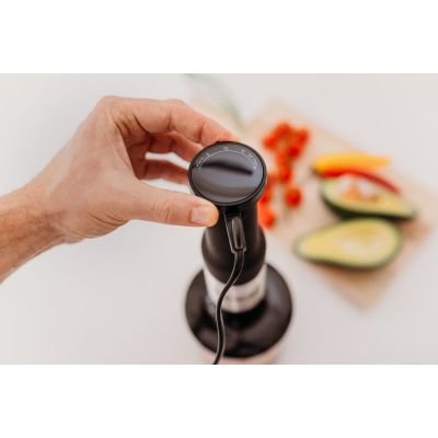 4. Blender ręczny Blaupunkt HBD812 (1700W)