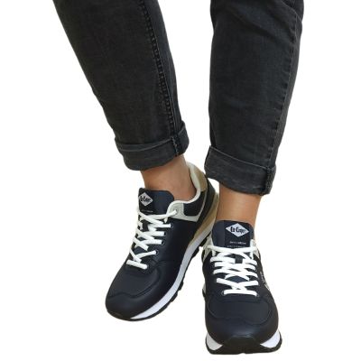 19. Buty Lee Cooper M LCJ-23-31-3075M