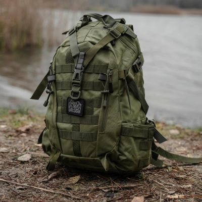 23. Plecak turystyczny Offlander Survival Trekker 25L OFF_CACC_34GN