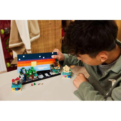 8. LEGO Minecraft 21589 Miniaturowe biomy