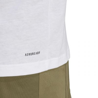 7. Koszulka adidas Train Essentials Seasonal Training Graphic M IJ9603