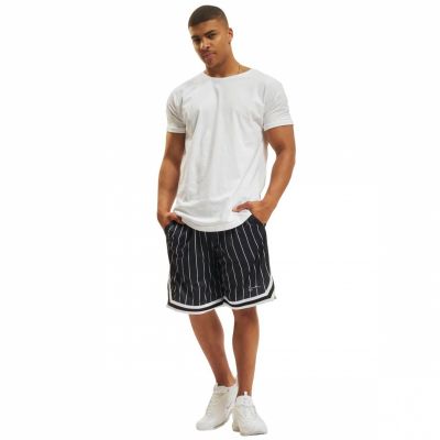 10. Spodenki Karl Kani Small Signature Pinstripe Mesh Short M 6014920