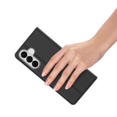 9. Etui Dux Ducis Skin Pro na Samsung Galaxy S26 Plus - czarne