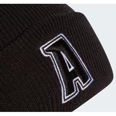 2. Czapka adidas Beanie Cuff Var IB3236