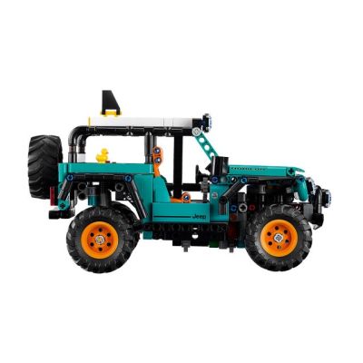 5. LEGO Technic 42227 - SUV Jeep Wrangler Rubicon