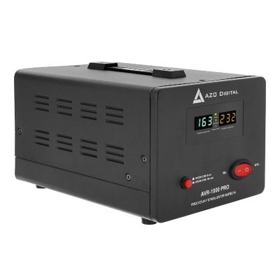 4. AZO Digital Stabilizator napięcia AVR-1000 PRO 1000VA / 600W