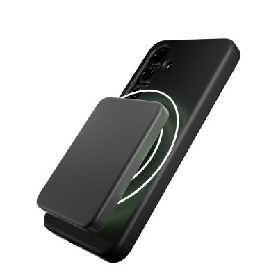4. Etui silikonowe Puro Icon Mag z MagSafe do Samsung Galaxy S25 - czarne