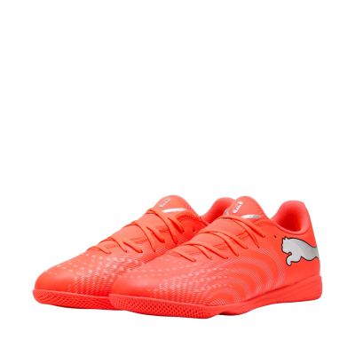 8. Buty piłkarskie Puma Future 9 Play IT 108921 01
