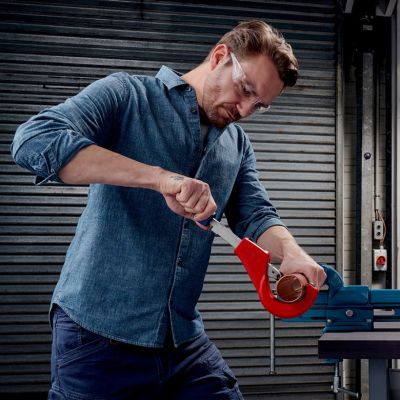 54. Knipex 90 31 03 BK ręczne narzędzie do cięcia rur Obcinak do rur