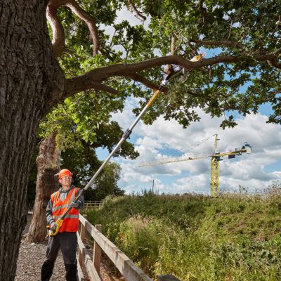 7. Pilarka łańcuchowa 18V DCMPS567N-XJ DEWALT