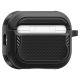 8. Etui Spigen Core Armor na AirPods Pro 3 - czarne