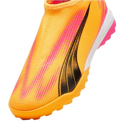 10. Buty piłkarskie Puma Ultra Match LL TT+Mid Jr 107772 03