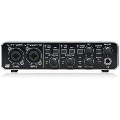 11. Behringer UMC204HD - Interfejs audio USB
