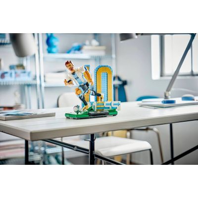 18. LEGO Editions 43015 - Lionel Messi - piłkarska legenda