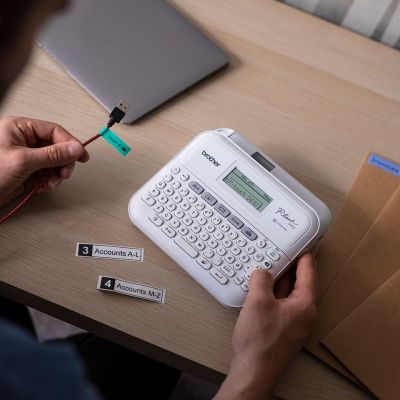 2. Brother PT-D410VP drukarka etykiet ZINK (Zero-Ink) 180 x 180 DPI Przewodowa TZe QWERTY