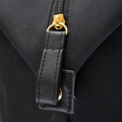 3. TORBA DAMSKA NA RAMIĘ CZARNA SEMI LINE