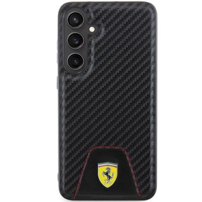 3. Etui Ferrari Carbon Stitched Bottom na Samsung Galaxy S24+ - czarne