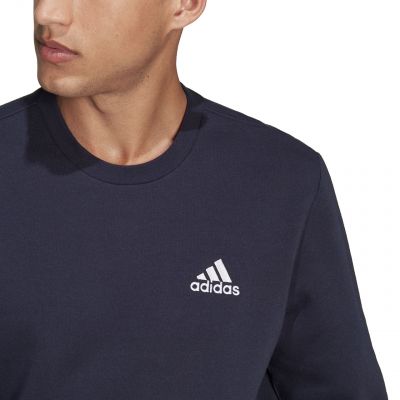 6. Bluza adidas Essentials Fleece M H42002