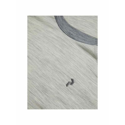 4. Koszulka Termiczna PEAK PERFORMANCE Magic Crew Wool-blend Baselayer Women szary