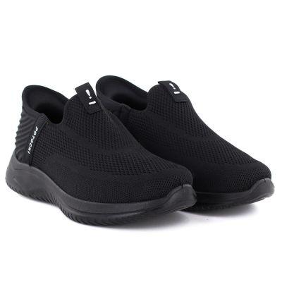 4. Półbuty sportowe damskie slip on czarne Potocki BK01312