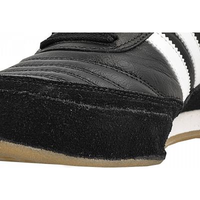 12. Buty halowe adidas Mundial Goal IN 019310