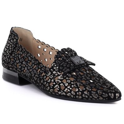 Skórzane półbuty damskie ażurowe czarne Cambell 35307