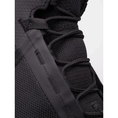 13. Buty Under Armour UA Charged Valsetz Zip M 3027383-001