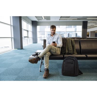 28. Kensington Plecak Contour 2.0 Pro na laptopa 17"