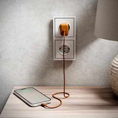 7. Ładowarka sieciowa Puro Pro Lite 30 W USB-C - pomarańczowa