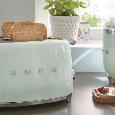 10. Toster SMEG TSF01PGEU pastelowy zielony
