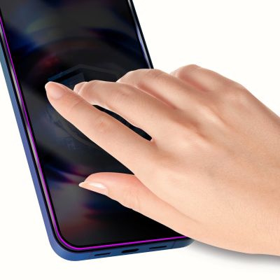 12. Szkło hartowane 9H z filtrem prywatyzującym 3mk HardGlass Max Privacy na iPhone 15 Pro